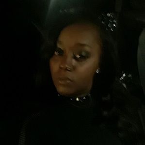 Meet your Posher, Cierra